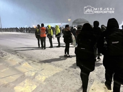 Koniec marzeń o Sylwestrze za granicą. Pogodowy paraliż Lotniska w Modlinie. Wiele lotów odwołanych i opóźnionych