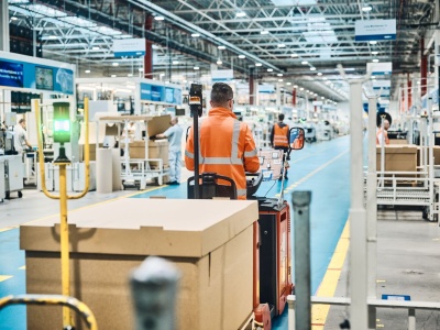 Amerykański właściciel świdnickiego zakładu przejmuje konkurenta z branży automotive