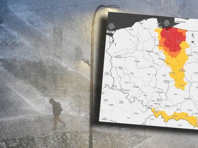 Alerty trzeciego stopnia z powodu opadów śniegu. Zamknięte lotnisko, utrudnienia na drogach. Co z S7?