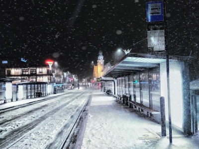 Ekstremalne opady śniegu. Miasto apeluje: zostawcie auta i wybierzcie komunikację miejską