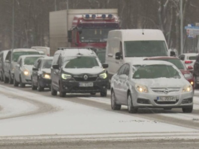Wzmożone kontrole tirów. Szef MSWiA reaguje na paraliż dróg