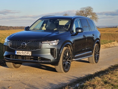 Volvo XC90 T8 PHEV: Dojrzałość zamiast pośpiechu