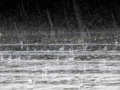 Prąd z padającego deszczu. Koreańska technologia wyznacza nowy standard w energetyce