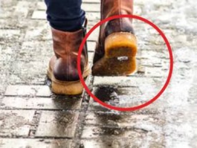 Patent za grosze. Przyklej do butów, a zapomnisz o ślizganiu