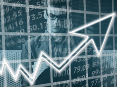 To był rok umiarkowanego wzrostu, rosnących wynagrodzeń i odbicia w budownictwie dla regionu