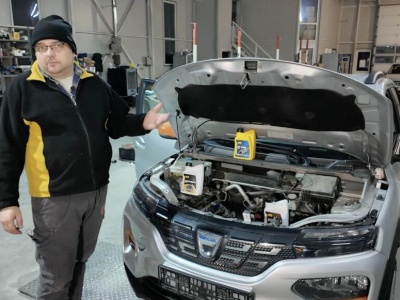 To będzie następca Toyoty Prius? Dacia Spring po 100.000 kilometrów jako Uber: tania jazda, awarie i zaskoczenia