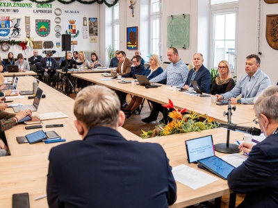 Przebudowa i oświetlenie dróg oraz nowe przejście podziemne. Władysławowo planuje inwestycje