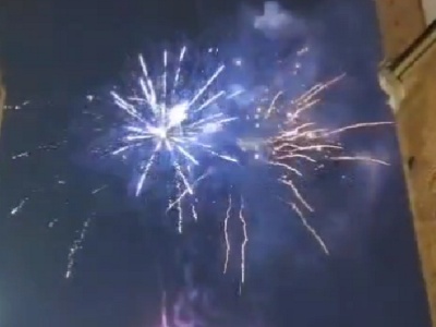 Tłumy na Rynku Głównym. Kraków powitał Nowy Rok