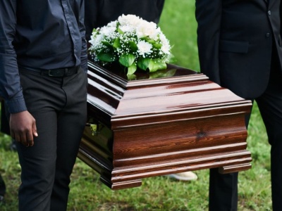 Zasiłek pogrzebowy wyższy od 2026 roku. Nawet 7 tys. zł i szybsza wypłata