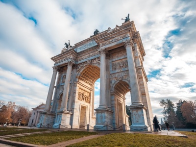 Weekend w Mediolanie za 457 PLN 😍 Loty (sobota-niedziela) i 4* hotel 😎