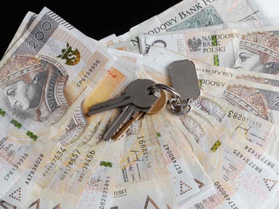 Kataster boli? Polacy płacą 12 tys. zł w Hiszpanii i żyją, u nas wielkie halo