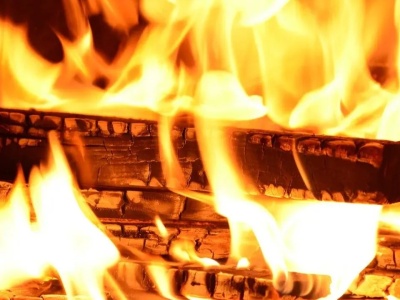 Wyższe kary za rozniecanie ognia i wypalanie traw. Nawet 30 tys. zł