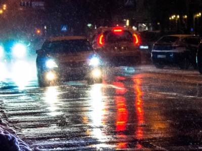 Zacznie się dziś wieczorem. Ulice we Wrocławiu mogą się zmienić w lodowiska