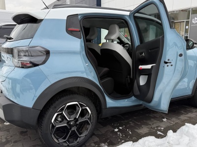 Chery Tiggo 4 może się od tego SUV-a uczyć kultury jazdy po autostradach. A przecież ma 53 KM mniej i jest tańszy