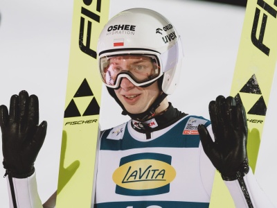 Tomasiak najlepszym z polskich skoczków