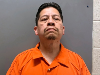 Były policjant ze szkoły w Uvalde odpowie za zaniechanie. W strzelaninie zginęło 21 osób