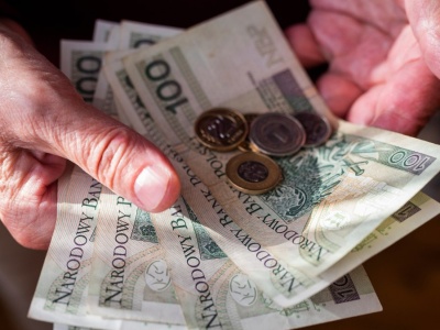 Emerytury kosztują za dużo. Jest apel do seniorów