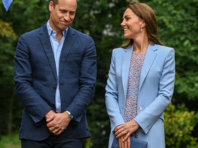 Ujawniono, ile naprawdę zarabiają Kate i William. Lepiej usiądźcie, tyle wpływa na ich konto