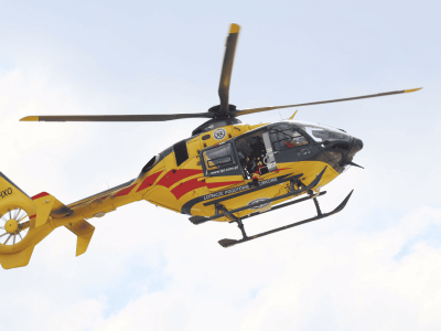 Dramatyczny wypadek w polskiej miejscowości. Trwa pilna akcja ratunkowa, droga jest całkowicie zablokowana