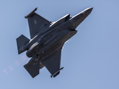 Izrael stawia USA weto. 