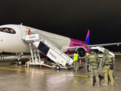 Fałszywa tożsamość na lotnisku w Pyrzowicach. Straż Graniczna zatrzymała cudzoziemca z podrobionym dokumentem