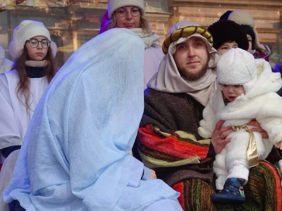 Residents of Bydgoszcz Turn Out in Large Numbers for the Three Kings’ Procession