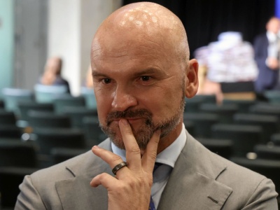 InPost na sprzedaż? Kto chce przejąć biznes Rafała Brzoski