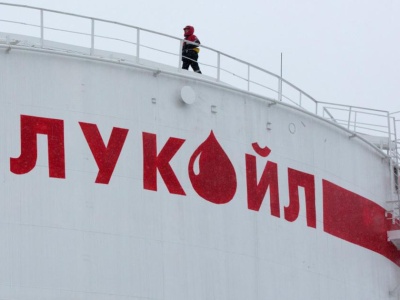 Chevron i Quantum Energy chcą przejąć aktywa Łukoilu. Stawka to 22 mld dolarów