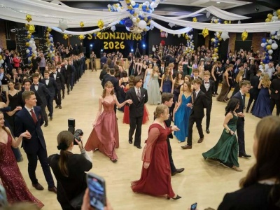 Sezon studniówkowy rozpoczęty