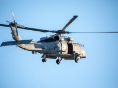 Amerykanie dopadli ścigany na Atlantyku tankowiec. Desant na statek