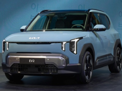 Nowa Kia EV2 z bateriami 42,2 lub 61 kWh, 5- lub 4 miejscami w kabinie. Made in Europe, w Polsce od marca 2026