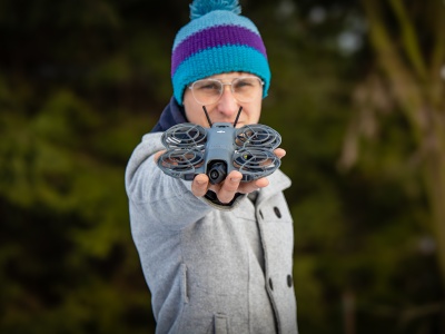 Test DJI Neo 2. Mały, zwinny i zaskakująco lekki. Te funkcje zaskoczyły mnie najbardziej