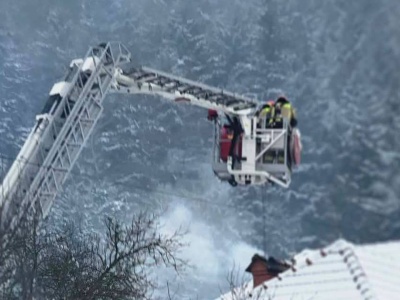 Pożar sadzy w kominie. Strażacy interweniowali w Zagórniku