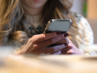 Jak długo trwa detoks od telefonu? Naukowcy sprawdzili, po ilu dniach poczujesz różnicę