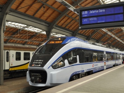 Pijany mężczyzna zaatakował we Wrocławiu obsługę pociągu PKP Intercity