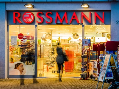 Rossmann bije rekordy! Potężny wzrost przychodu i setki milionów euro inwestycji