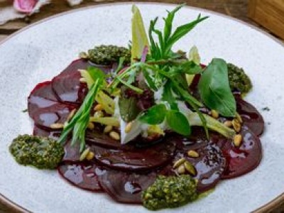 Kroję w plastry i układam na talerzu. Idealne na nadciśnienie oraz zdrowe serce