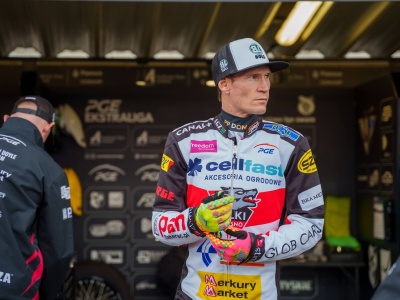 Żużel. Kto awansuje, a kto spadnie w 2. Ekstralidze? Sztuczna inteligencja stawia sprawę jasno!