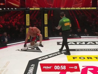 Jacek Murański stawił czoła trzem rywalom. Lekarz wchodził dwa razy do oktagonu