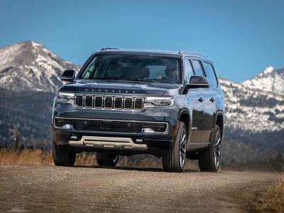 Stellantis wycofuje hybrydy plug-in z USA. A co z Europą?