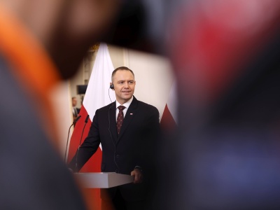 Sondaż: Czy Polacy chcą, by prezydent podpisał ustawę o statusie osoby najbliższej?