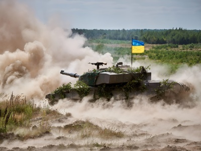 Pancerz kontra błoto i Rosja. Brytyjskie czołgi na wojnie