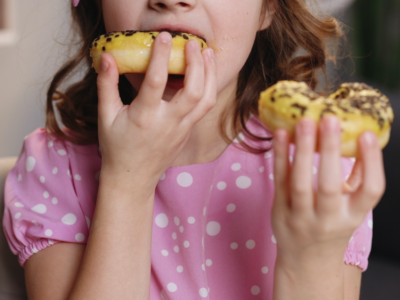 Ciągła ochota na słodycze to nie kaprys. Twój organizm dopomina się o zmianę