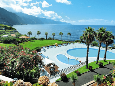 Łagodny klimat Madery zimą 💚🌊 Tydzień w 4* hotelu z wyżywieniem za 1599 PLN 🍴😎