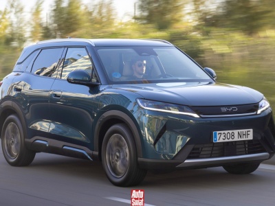 Rywal Toyoty C-HR może być jednym z największych chińskich hitów 2026 r. Znam ceny tego hybrydowego SUV-a