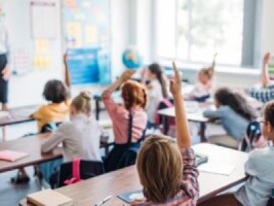 MEN wprowadza obowiązkowy tydzień bez lekcji. Efekty trafią prosto na świadectwa