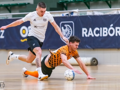 Futsal: Niedzielny maraton w HLPN