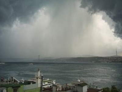 Alert w Stambule. Zamknięte szkoły, urzędnicy na urlopach