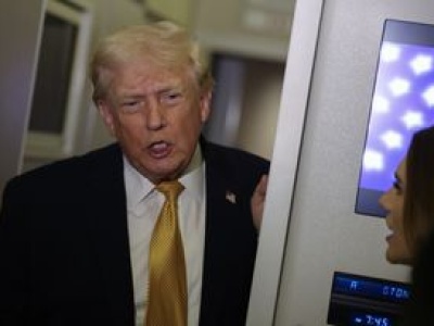 Trump twardo o Grenlandii. 