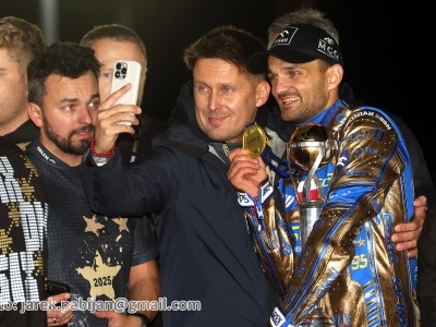 Żużel. Tonuje nastroje ws. transferu Zmarzlika. „Nie ujmuję prezesowi cwaniactwa”